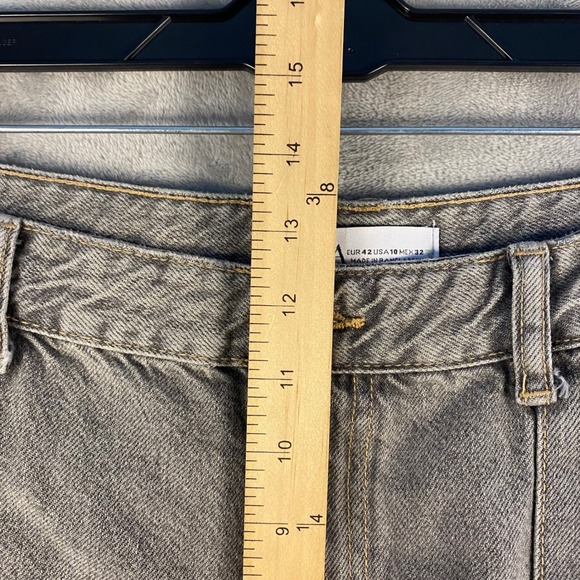 Zara Women's Gray Denim Cargo Jeans Size 10 Utility Pockets Wide Leg - Picture 6 of 8